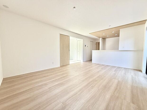 ■くつろぎと笑顔が集まる、心温まるリビング