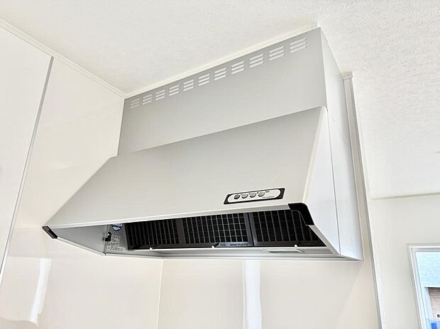 ■調理時の蒸気や匂いが換気扇に誘導され、効率的に排煙ができます。