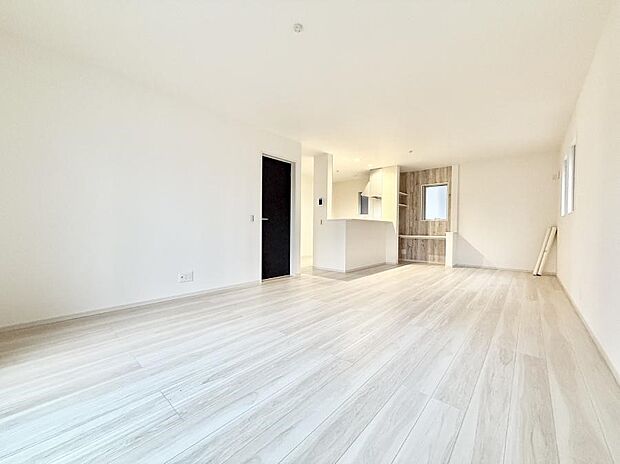 ■くつろぎと笑顔が集まる、心温まるリビング