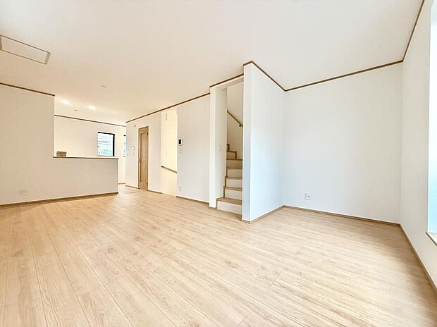 ■くつろぎと笑顔が集まる、心温まるリビング