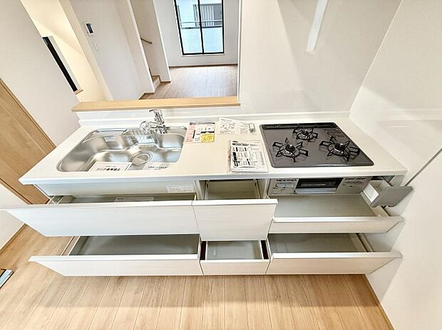 ■料理がもっと楽しくなる、快適なキッチン空間