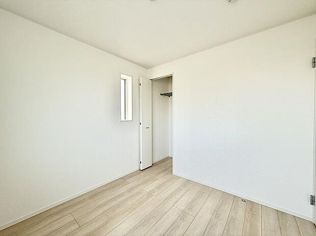 ■窓の配置や通気性の良い設計で部屋の空気がこもらず、常に新鮮な空気が流れます