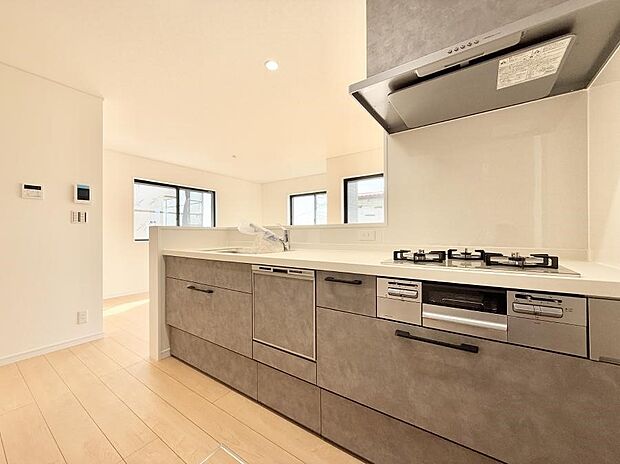 ■家族の絆を深める、温もりのあるキッチン