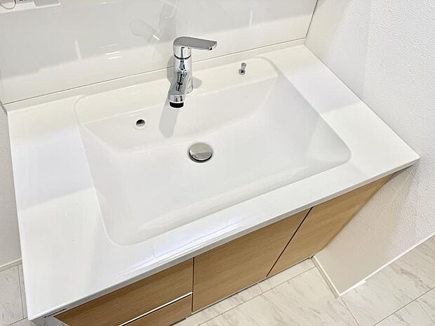 ■手洗いや顔を洗う時も快適に使える便利なシャワー