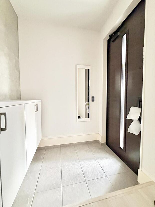 ■ シンプルで美しく、快適な暮らしの入り口