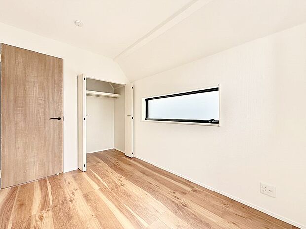 ■窓の配置や通気性の良い設計で部屋の空気がこもらず、常に新鮮な空気が流れます