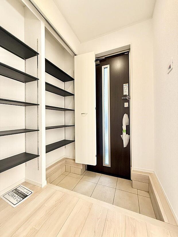 ■玄関はお家の顔!おしゃれな玄関でお客様をお迎え!