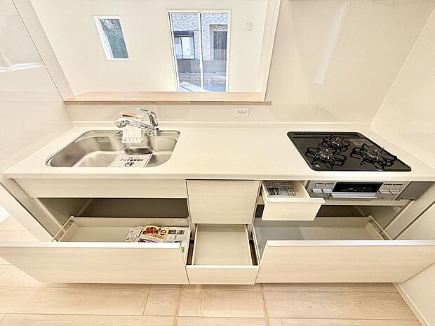 ■料理がもっと楽しくなる、快適なキッチン空間