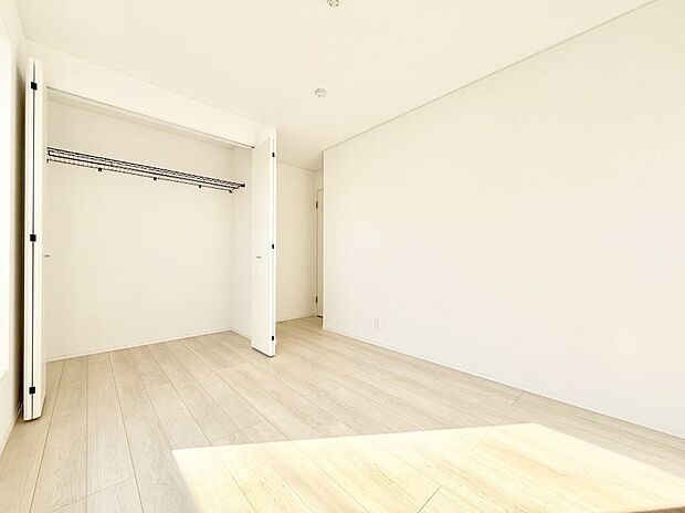 ■窓の配置や通気性の良い設計で部屋の空気がこもらず、常に新鮮な空気が流れます