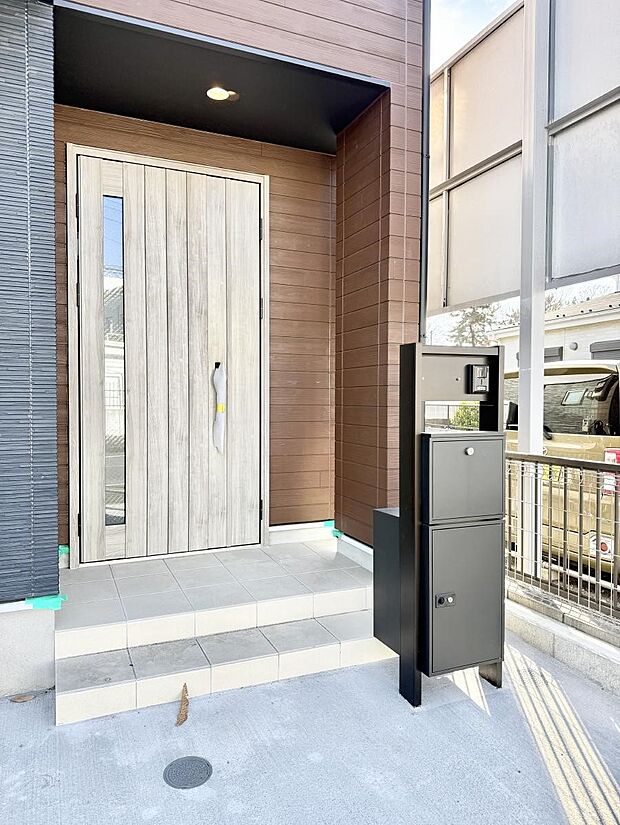 ■ 心地よい暮らしへとつながる、温かい玄関