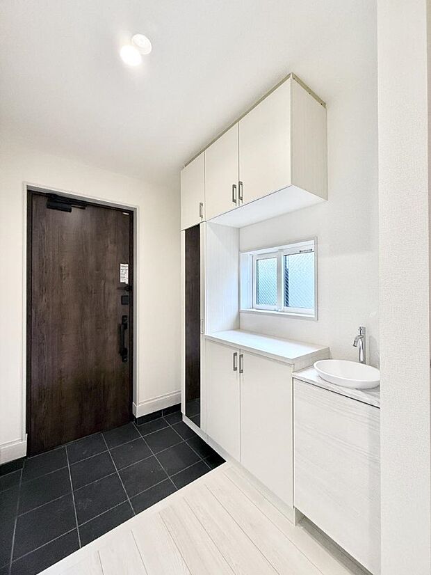 ■ 家族やゲストをやさしく迎える、心地よい空間