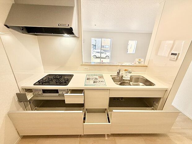 ■美味しい時間が生まれる、笑顔あふれるキッチン