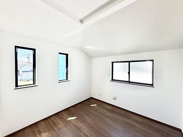 ■落ち着いた雰囲気のお部屋で心が安らぐ空間