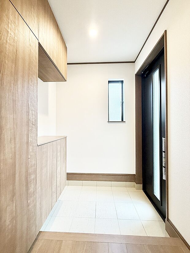 ■ シンプルで美しく、快適な暮らしの入り口