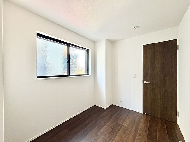 ■窓の配置や通気性の良い設計で部屋の空気がこもらず、常に新鮮な空気が流れます