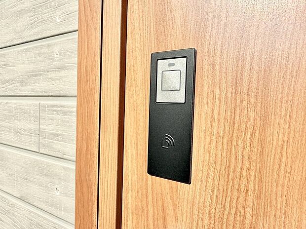 ■鍵を取り出さずに便利に操作できて快適