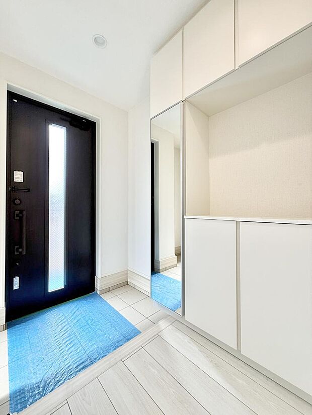 ■ シンプルで美しく、快適な暮らしの入り口