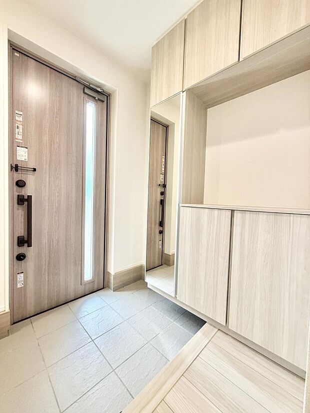 ■ ここから始まる一日、すっきり整った玄関