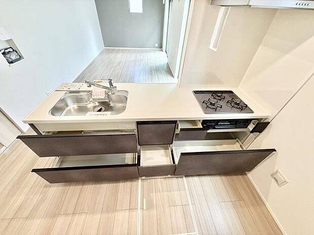 ■家族の絆を深める、温もりのあるキッチン