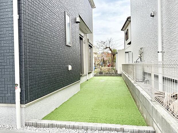 ■暮らしに潤いを与える、緑が取り入れられた住まいです