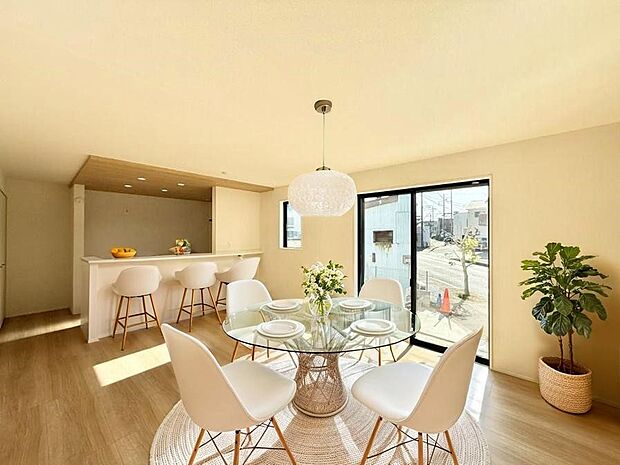 ■心落ち着く場所、ゆったり過ごせるリビング