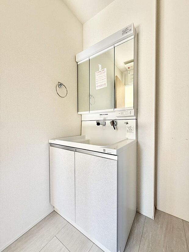 ■朝の準備がスムーズにできる広さです