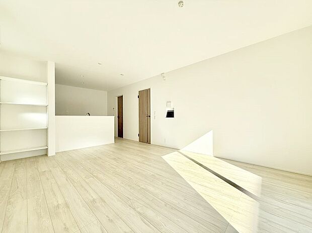 ■心落ち着く場所、ゆったり過ごせるリビング