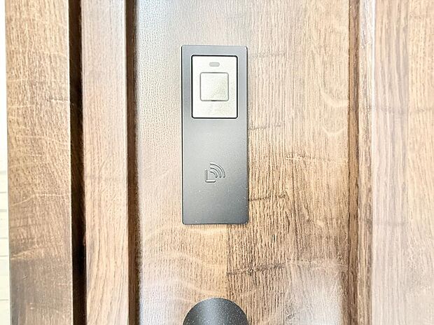 ■鍵を取り出さずに便利に操作できて快適