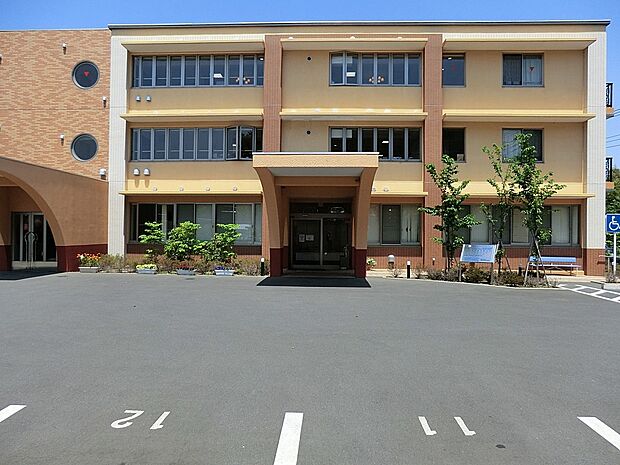 病院 900m 湘南真田クリニック