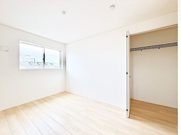 ■落ち着いた雰囲気のお部屋で心が安らぐ空間