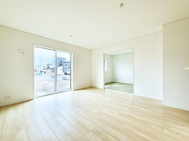 ■くつろぎと笑顔が集まる、心温まるリビング