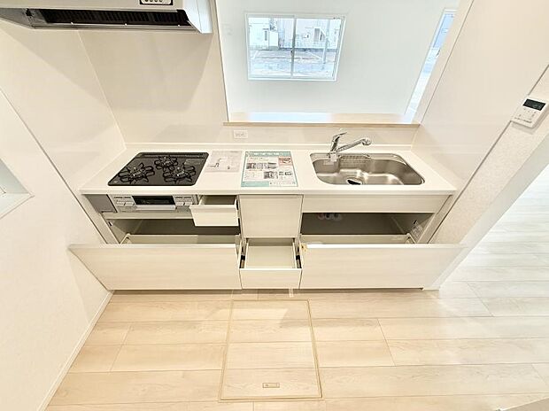 ■家族の絆を深める、温もりのあるキッチン