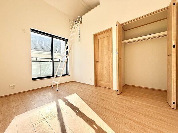 ■落ち着いた色合いのお部屋で穏やかな時間を楽しめます