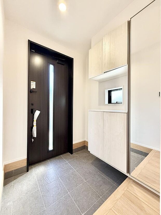 ■ ここから始まる一日、すっきり整った玄関