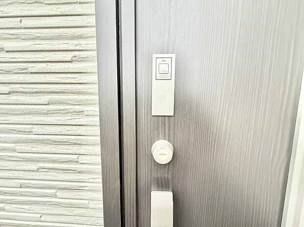 ■鍵を取り出さずに便利に操作できて快適