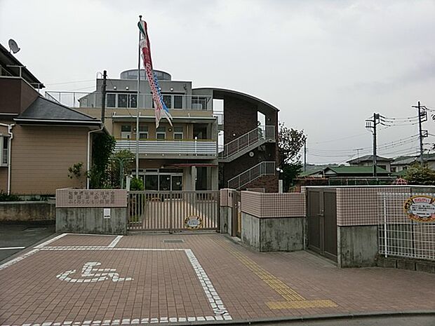 幼稚園・保育園 700m 進和会 南秦野保育園・ふくろうのもり保育園