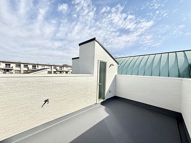 ■ 朝のコーヒーや夜の星空を楽しむ、癒しの場所