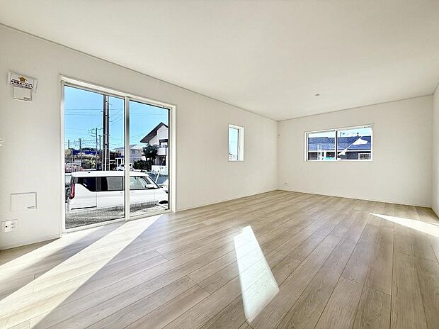 ■心落ち着く場所、ゆったり過ごせるリビング