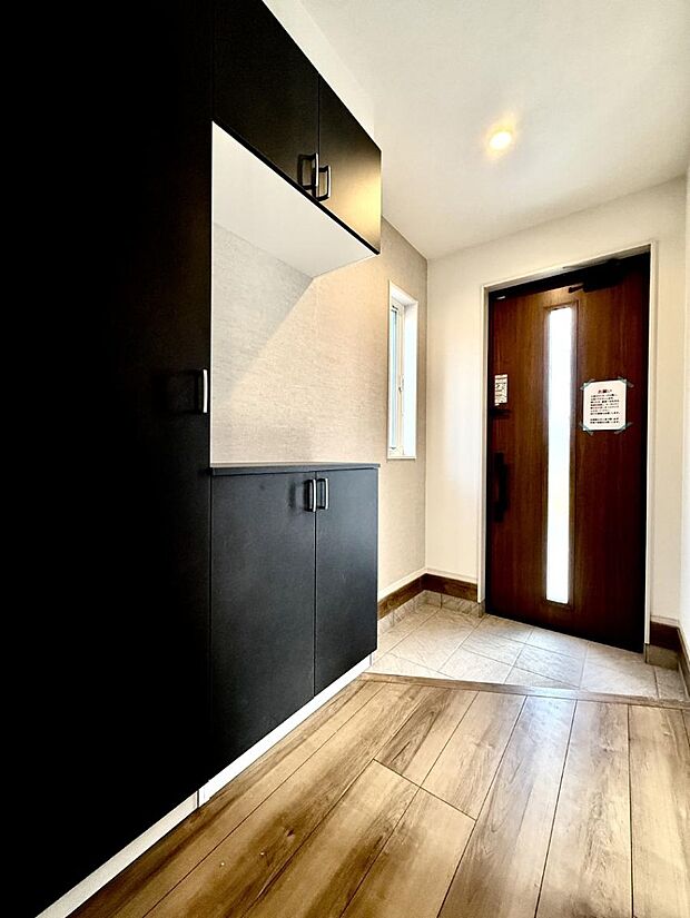 ■ シンプルで美しく、快適な暮らしの入り口