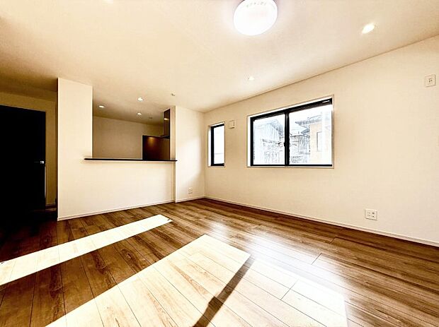 ■くつろぎと笑顔が集まる、心温まるリビング