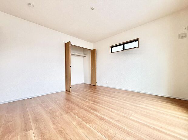 ■落ち着いた色合いのお部屋で穏やかな時間を楽しめます