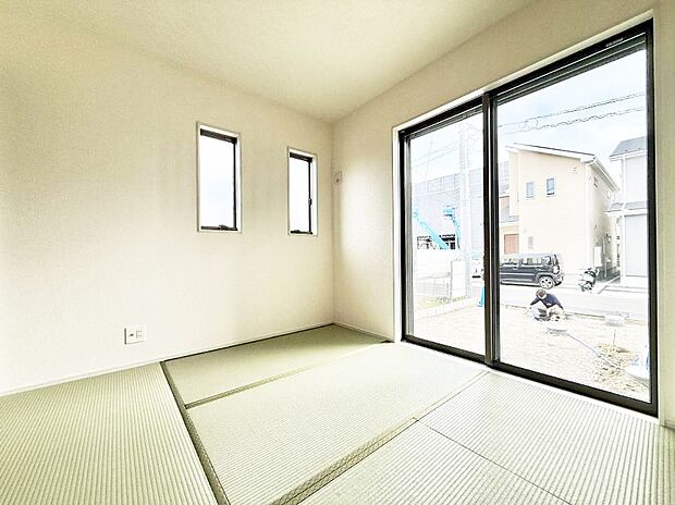 6号棟 ■落ち着いた色合いのお部屋で穏やかな時間を楽しめます