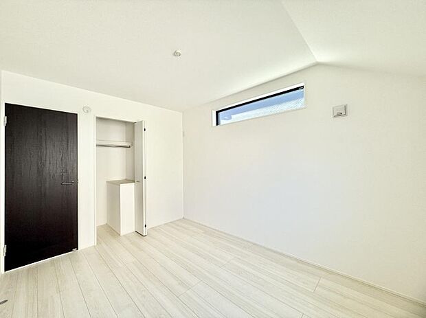 ■落ち着いた雰囲気のお部屋で心が安らぐ空間