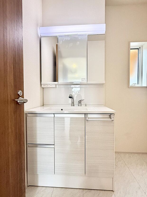 ■朝の準備がスムーズにできる広さです