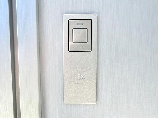 ■鍵を取り出さずに便利に操作できて快適