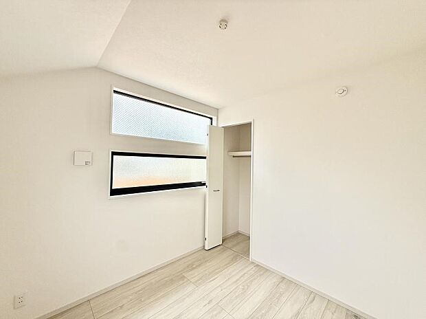 ■窓の配置や通気性の良い設計で部屋の空気がこもらず、常に新鮮な空気が流れます