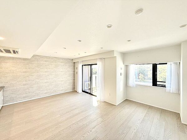 ■落ち着いた色合いのお部屋で穏やかな時間を楽しめます