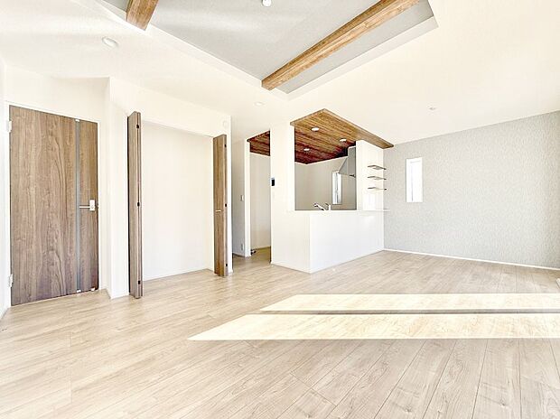 ■くつろぎと笑顔が集まる、心温まるリビング