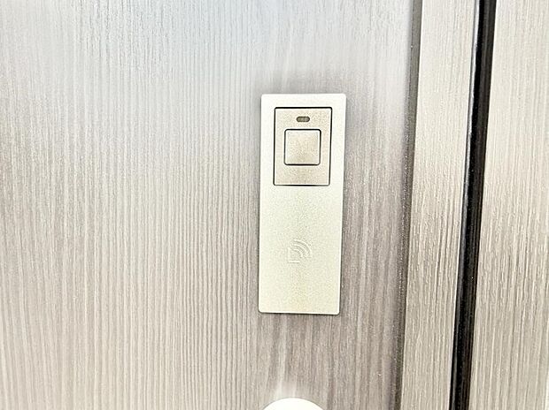 ■鍵を取り出さずに便利に操作できて快適