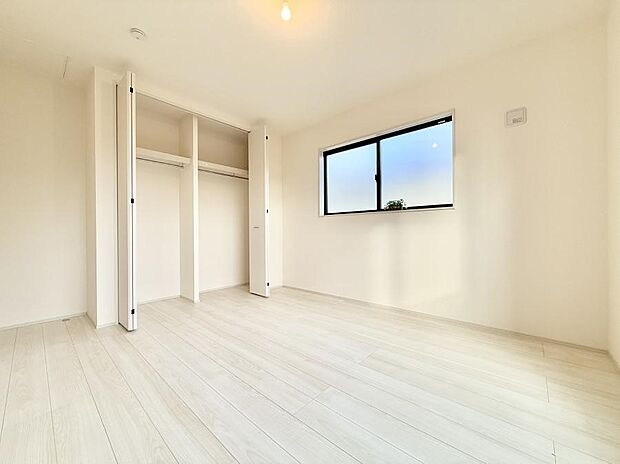 ■窓の配置や通気性の良い設計で部屋の空気がこもらず、常に新鮮な空気が流れます